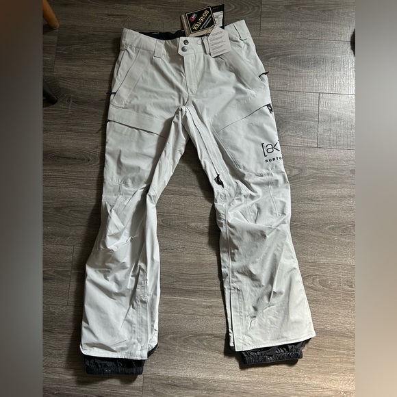 Burton Men's AK Swash pants NWT gore Tex size medium grey cloud snowboard - Picture 2 of 11